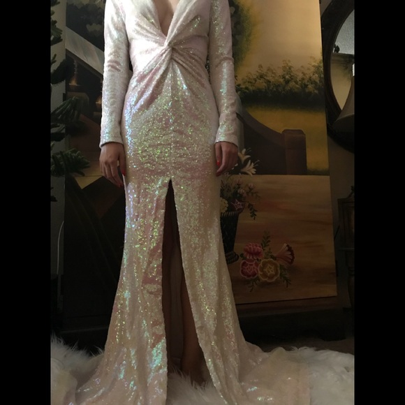 Beauty Full glam mermaid sequin dress by Xtaren - Picture 2 of 9